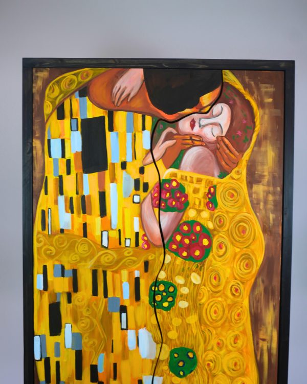 The Kiss Vitrin - One Edition - Image 6
