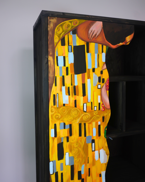The Kiss Vitrin - One Edition - Image 5